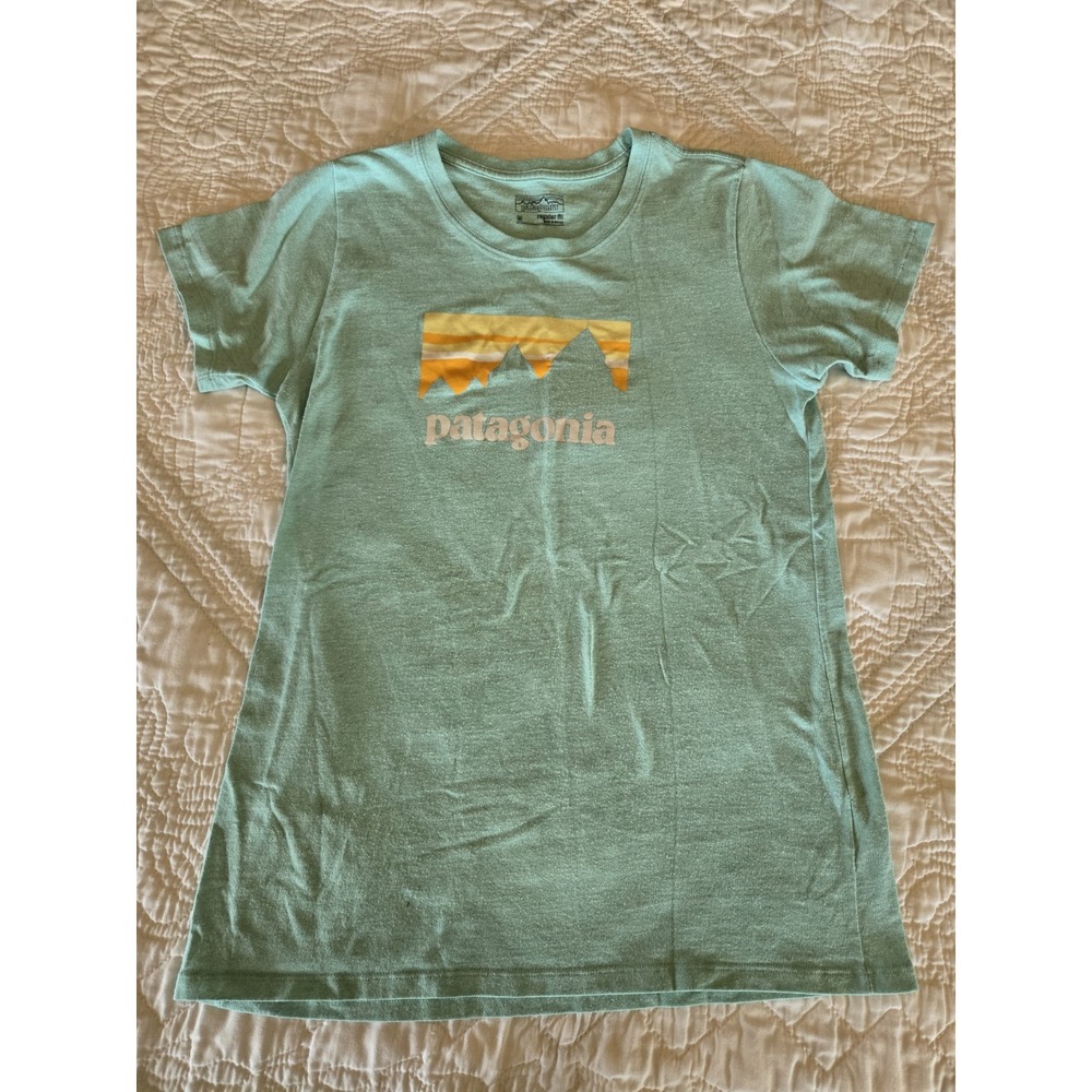 Patagonia Womens Green Graphic Logo Crew Neck Short Sleeve T-Shirt Size M